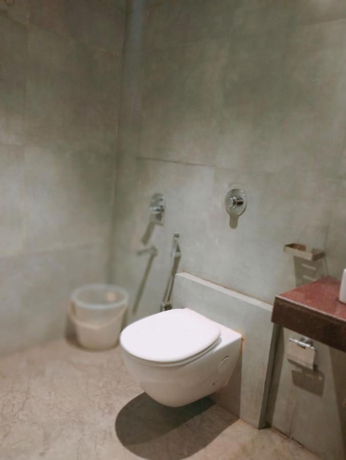 Hotel Adams Inn Near Mumbai Airport Zewnętrze zdjęcie