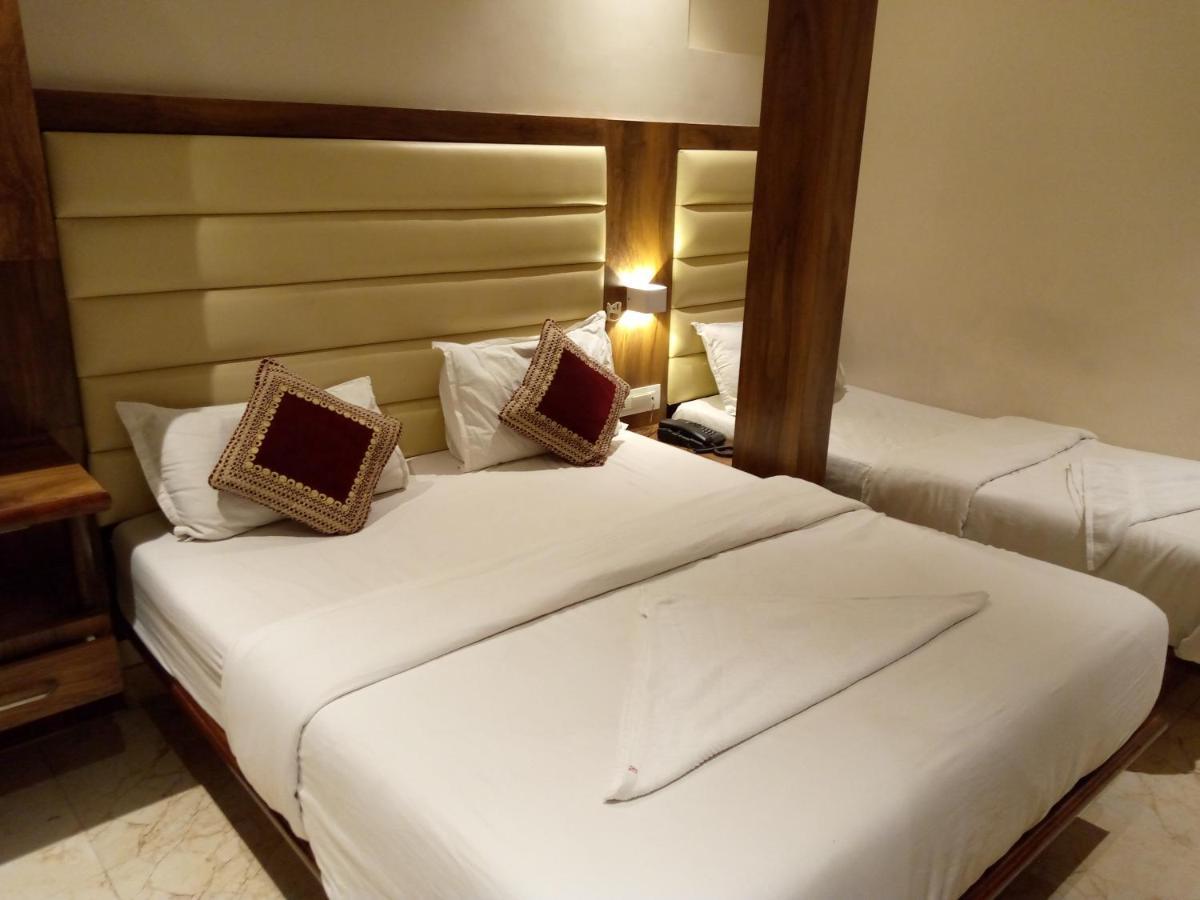 Hotel Adams Inn Near Mumbai Airport Zewnętrze zdjęcie