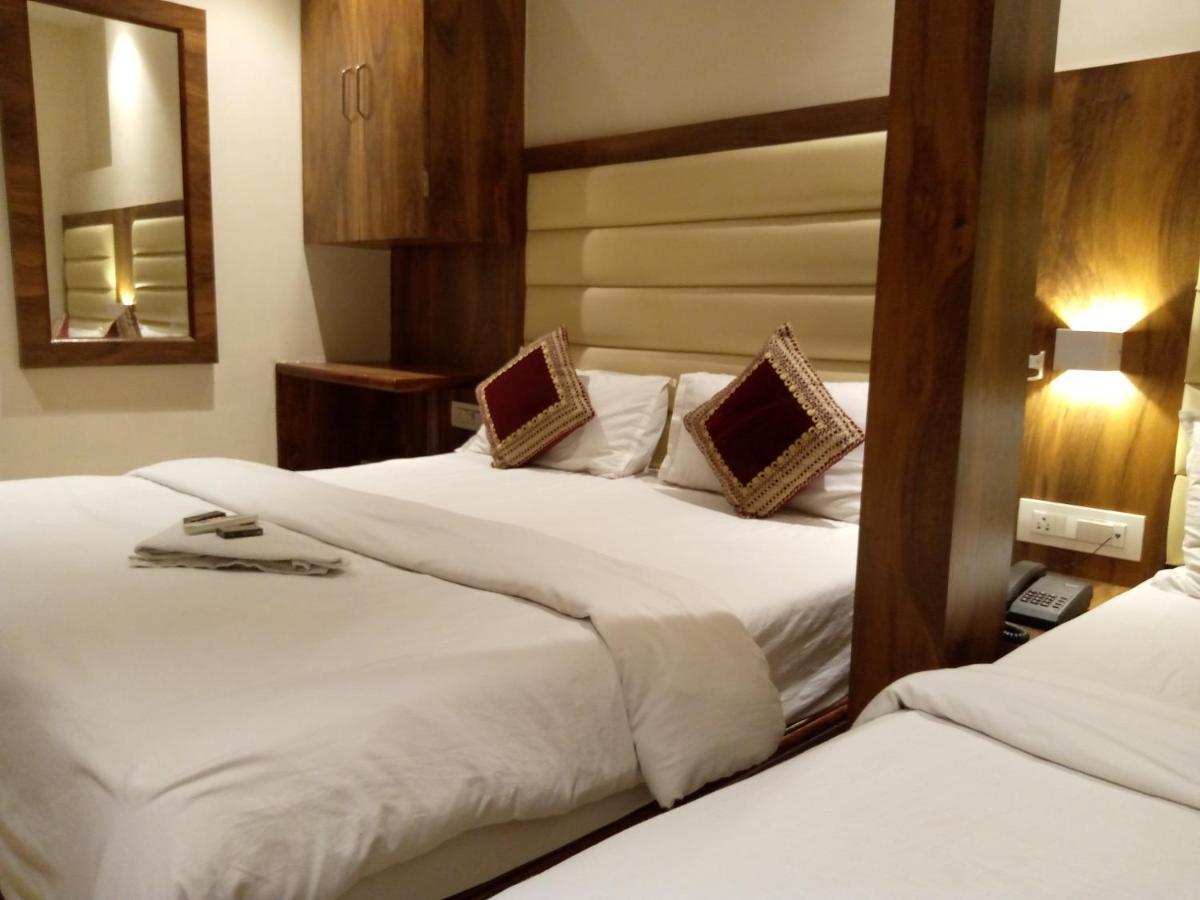 Hotel Adams Inn Near Mumbai Airport Zewnętrze zdjęcie